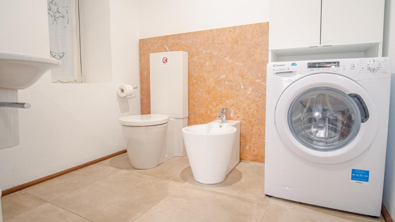 Residenza Corte Carnesali - Italian Homing เวโรนา ภายนอก รูปภาพ