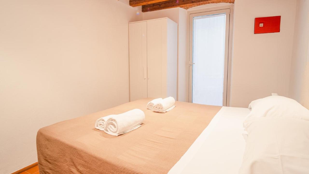 Residenza Corte Carnesali - Italian Homing เวโรนา ภายนอก รูปภาพ