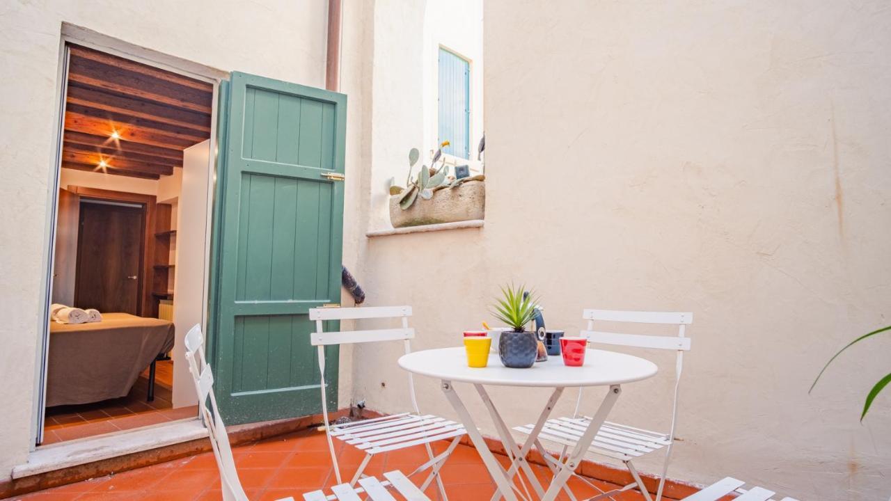Residenza Corte Carnesali - Italian Homing เวโรนา ภายนอก รูปภาพ